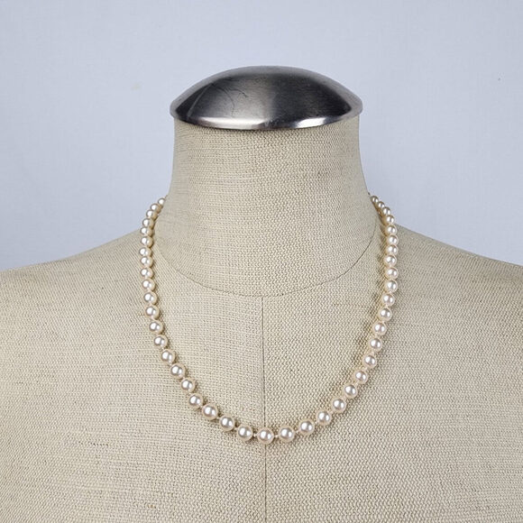 Vintage Jewelry - Vintage Cream Faux Pearl 1/20 Gold Fill Clasp Necklace